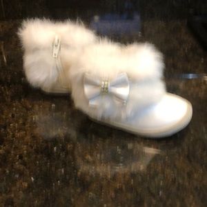 Girls fur boots (baby)